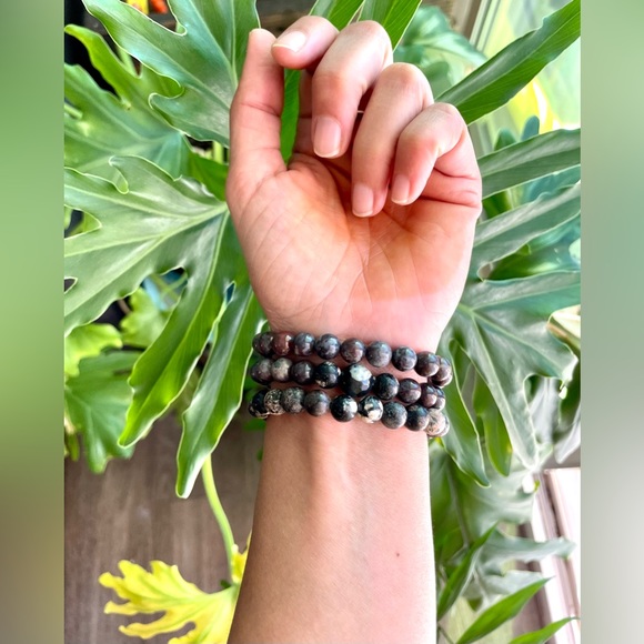 Positivity & Grounding Bracelet set - Picture 2 of 4